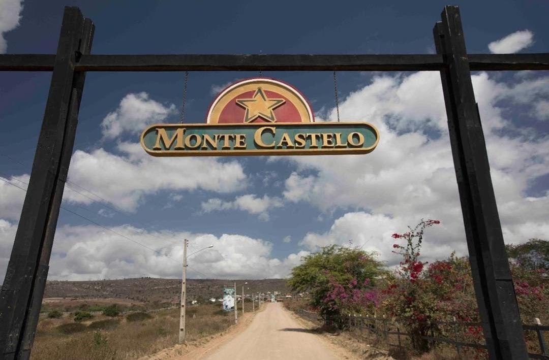 Flat Monte Castelo - Gravata Lägenhet Bezerros Exteriör bild